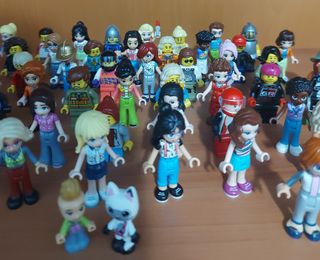 65 Figuras de Lego Friends/Lego Girls.