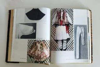 PORTUL POPULAR DE SARBATOARE DIN ROMANIA