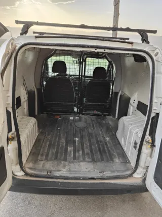 Peugeot Bipper 2008