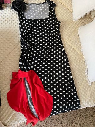 Vestido Flamenca Negro con Lunares Blancos