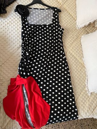 Vestido Flamenca Negro con Lunares Blancos