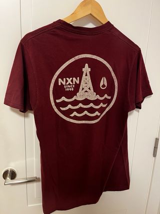 Camiseta Nixon Roja