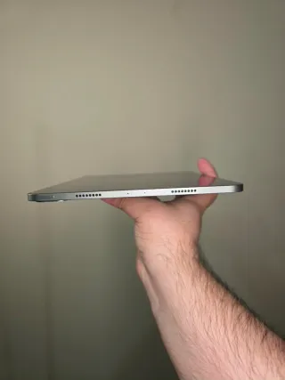 iPad Pro 11 M2 128GB Wi-Fi Grigio + Smart Keyboard