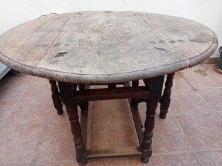 Mesa de ala antigua de madera