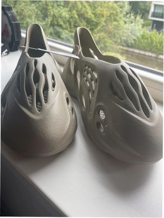 Adidas Yeezy Foam Runner Talla 45