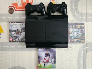 PS3 + 3 juegos + 2 mandos
