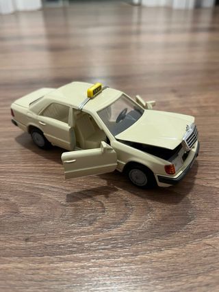 Maqueta Mercedes 300 D Taxi