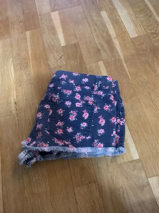 Shorts vaqueros florales