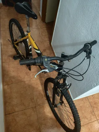 Bicicleta kX Sporty Negra y Amarilla
