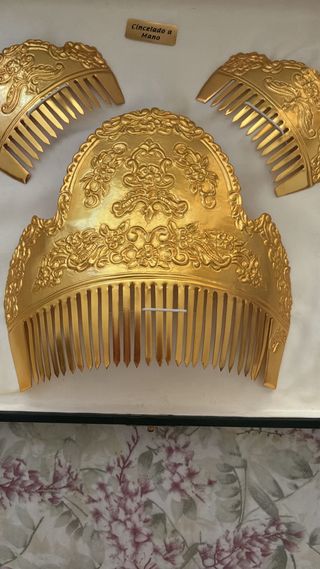 Conjunto de tela y tejas de fallera