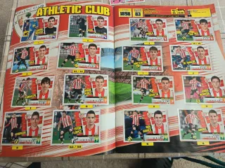 Álbum Cromos Liga Este 2013-14 Panini, completo