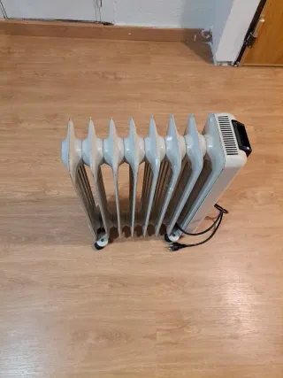 Radiador Eléctrico Fagor Blanco y Negro