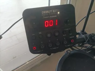 Batería Electrónica Alesis Debut Kit