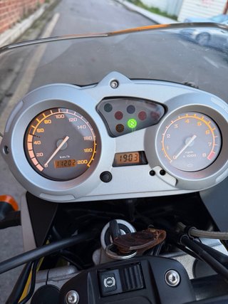 BMW F 650 GS Amarilla unico propietario esta nueva