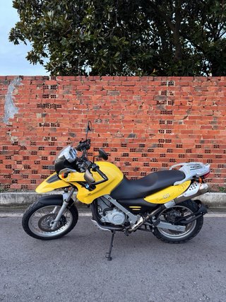 BMW F 650 GS Amarilla unico propietario esta nueva