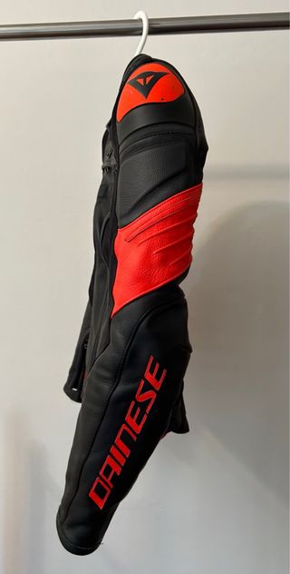 Chaqueta Dainese Racing 4 Lady Negro/Rojo TALLA 38