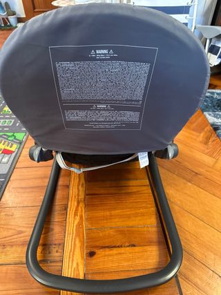 Mecedora Chicco en color gris