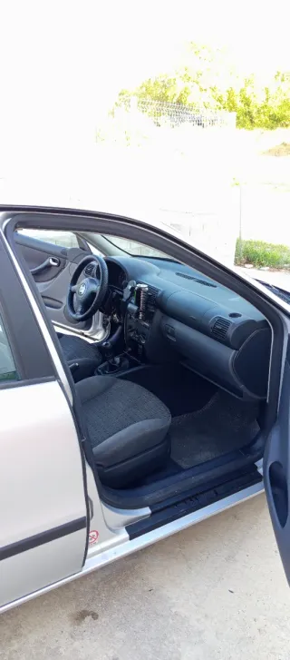 Seat Toledo  2003  16 gasolina