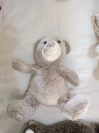 15 peluches variados