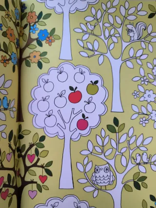 Pretty Patterns Colouring Book