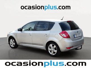 Kia Ceed 1.6 CVVT Active Auto 93 kW (126 CV)