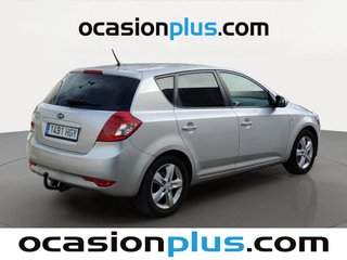 Kia Ceed 1.6 CVVT Active Auto 93 kW (126 CV)