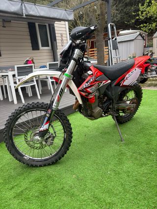 Beta RR525 Enduro Moto