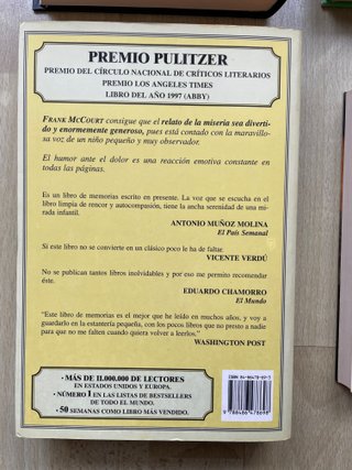 Libros: Reina Roja, Crezco, El Perfume y Cenizas d
