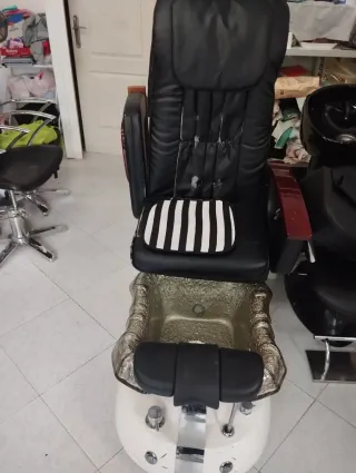 Sillón de peluquería negro