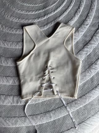 Top Stradivarius beige/blanco talla única