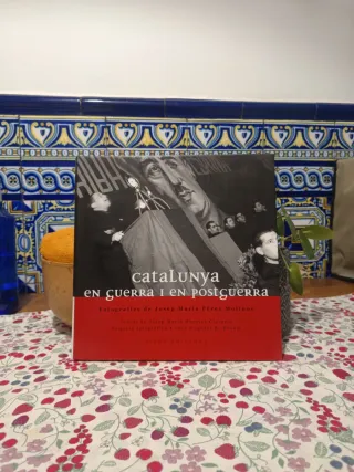 Catalunya en guerra i postguerra (Fotografies i...