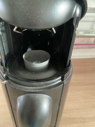 Cafetera Nespresso Vertuo Negra