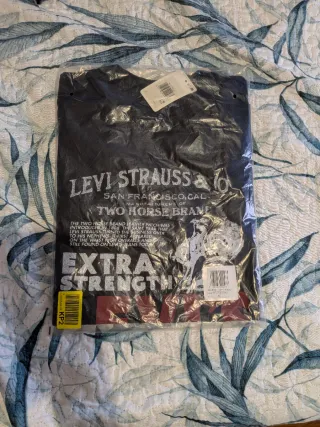 Camiseta Levi's Extra Strength Talla M