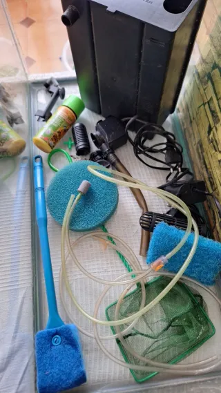 Acuario 78L + accesorios