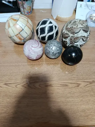 Sfere decorative in vetro e pietra
