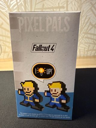 Figura Pixel Art Fallout 4 Vault Boy PDP