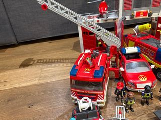 Playmobil Parque Bomberos con Figuras y Vehículos