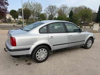Volkswagen Passat 1999