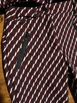 Conjunto de esquí estampado