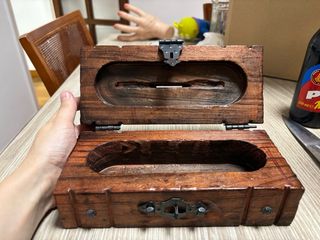 Mini baúl hucha madera con cierre