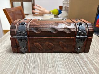 Mini baúl hucha madera con cierre