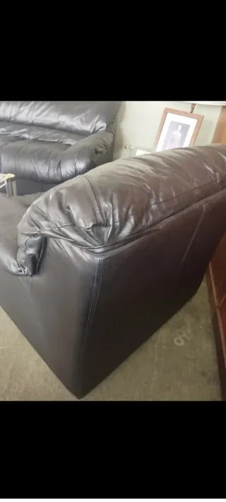 Conjunto Sofás Cuero Negro