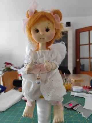 Muñeca de tela hecha a mano
