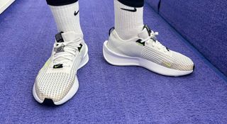 Zapatillas Nike Running Verdes y Blancas