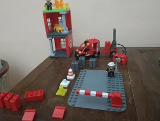 Lego Duplo Caserma dei pompieri