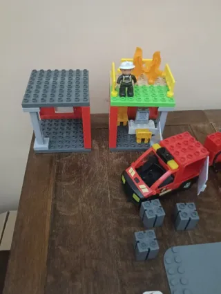Lego Duplo Caserma dei pompieri