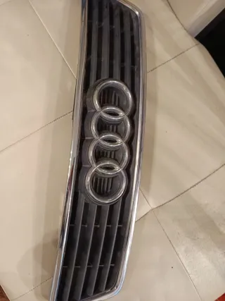 Parrilla Audi A6 C5 4B