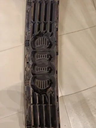 Parrilla Audi A6 C5 4B