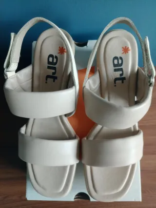 Sandalias de tacón Art nuevas talla 42 de piel