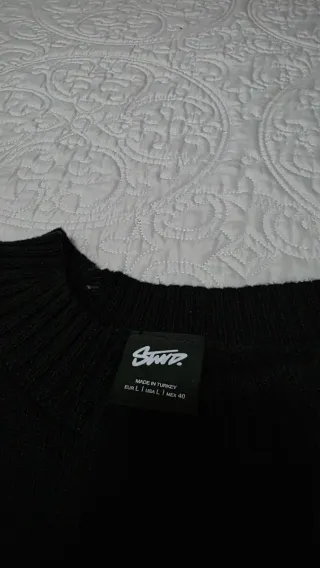 Jersey Bright New Future Pull&Bear Talla L